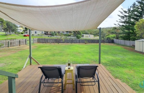 Catherine Hill Bay House | By the Beach across from Catherine Hill Bay