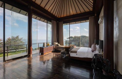 Jimbaran Villa | By The Cliff Bali Villa