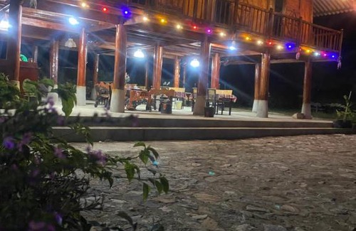 Yen Minh House | By The Stream Homestay