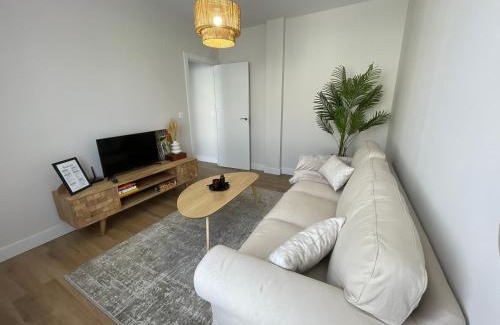 Gernika-Lumo Apartment | ByAndreea Apartaments EtxeBat