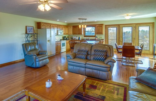 Byrdstown Apartment | Byrdstown Apartment < 4 Mi to Dale Hollow Lake!
