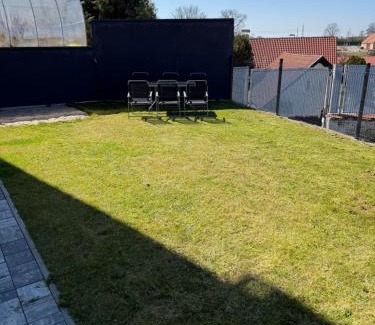 Nedvezi u Rican Apartment | Byt apartman 72m2 private garden PARKING FREE