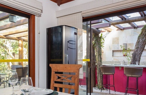 Praia Rasa House | Bz55 200m from the beach, Large house with 4 suites!