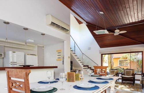 Praia Rasa House | Bz55 200m from the beach, Large house with 4 suites!