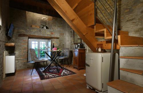 Serralunga d'Alba House | Cà 'd Calin Casa nel Borgo
