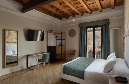 Old Town Hotel | Cà Uberti Palace Hotel, MantegnaHotels