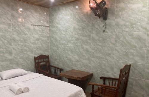 Quan Tom House | Cát Tiên Hotel
