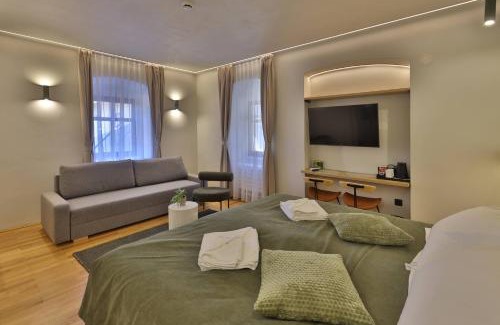 Targu Secuiesc Bed & Breakfast | Céhes Guesthouse