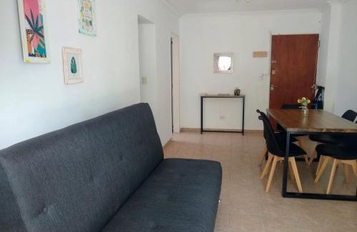 Comuna 15 Apartment | Céntrico y amplio apartamento a pasos del metro