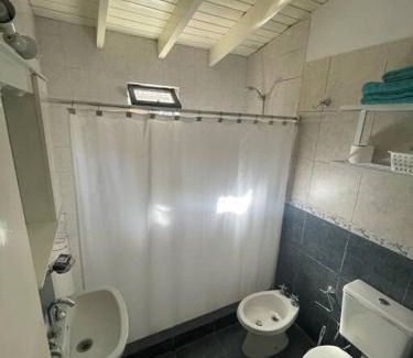 Godoy Cruz Apartment | Cómodo departamento de huéspedes con cochera