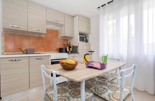 Le Coteau Apartment | Côté jardin 1 - Appartement avec Jardin