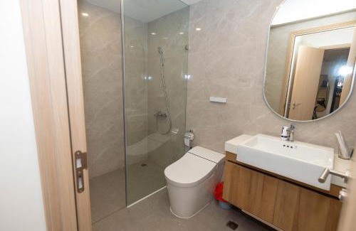 District 9 Apartment | Căn hộ cao cấp Lumiere - Vinhomes Grand Park quận 9 2PN, 2WC, miễn phí hồ bơi và gym nội khu