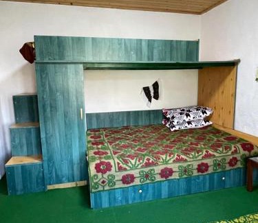 Naeni House | Căsuța fă rai din ce ai