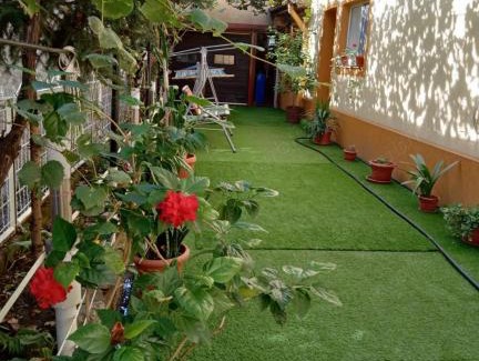 Sector 5 Apartment | Căsuța galbenă