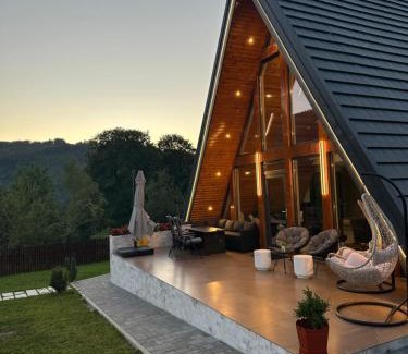 Valea Doftanei House | Căsuța lui Filip