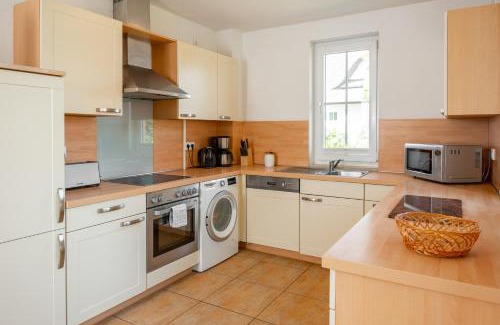 Hohenkirchen House | C 8 Reethaus REMY -Luxus mit Schwimmbad Dampfbad und Saunen und großen Grundstück exklusiv