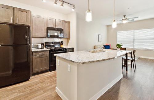 Willowbrook Apartment | C Creek 7206 I New Construction 1bd Apt I Gated
