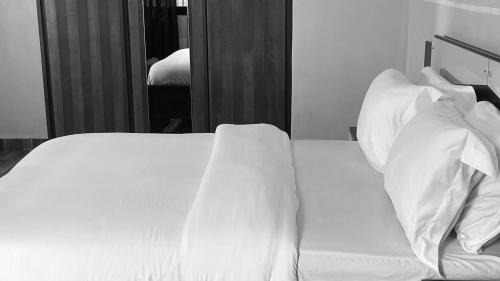 Foumbot Hotel | C3 Resort Hotel Foumbot