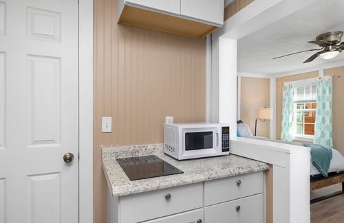 Downtown Branson Apartment | C4 Wallys by the Convention Center and The Landing