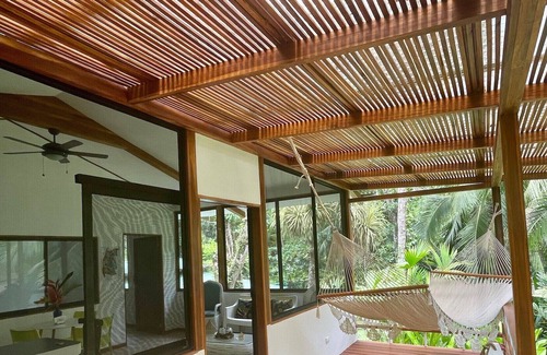 Punta Uva House | C5 Suite Coral Ocean Breeze