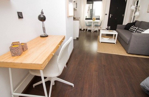 San Felipe Neri Apartment | C77 · Romantic Studio in the Center with terrace