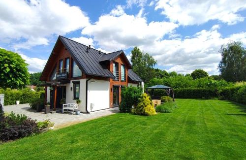 Lubniewice House | Całoroczny Domek Bielik Lubniewice,jakuzzi, jezioro,blisko SPA