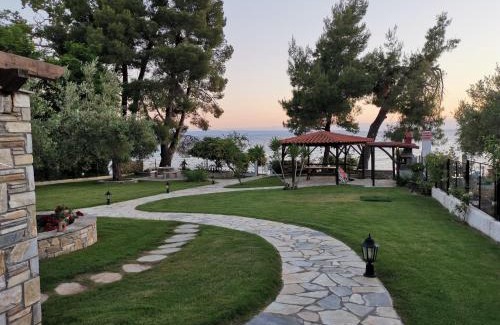 Elia Nikitis House | Ca' del mare 35m2