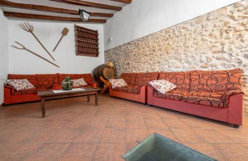 Torrelles de Foix House | Ca la Munda-Can Cruset Agroturisme