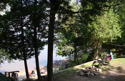 Farleys Corners Cottage | Beachview Cottage on Commanda Lake