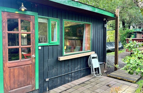 Pucon Cabin | Cabaña Acogedora Frente al Lago