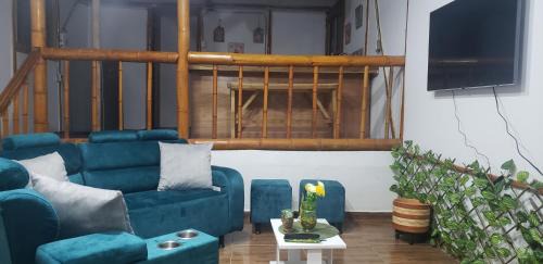 Calarca Apartment | Cabaña Colibries con Parqueo gratis en Calarca