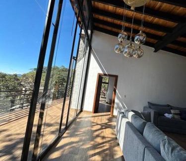 Mazamitla House | Cabaña en el bosque con jacuzzi al aire libre