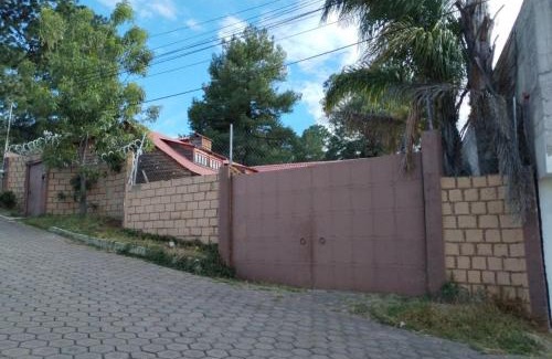 Tlaxcala House | Cabaña Rùstica Amplia Céntrico TLAXCALA
