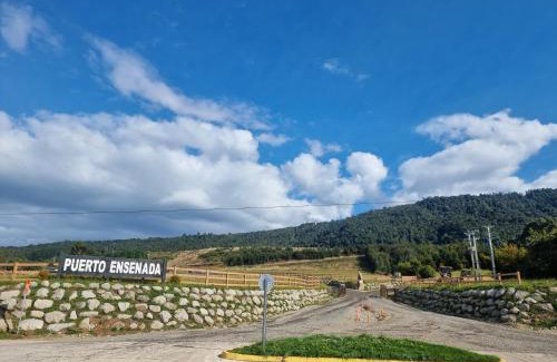 Ensenada Ski Chalet | Cabaña rústica maravillosa vista al lago Llanquihue y volcán Osorno