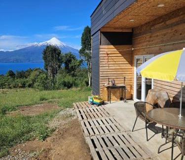 Ensenada Ski Chalet | Cabaña rústica maravillosa vista al lago Llanquihue y volcán Osorno