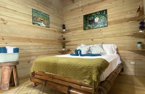 Tres Rios Cabin | Cabaña Rica ~Private Waterfalls & Natural Pools