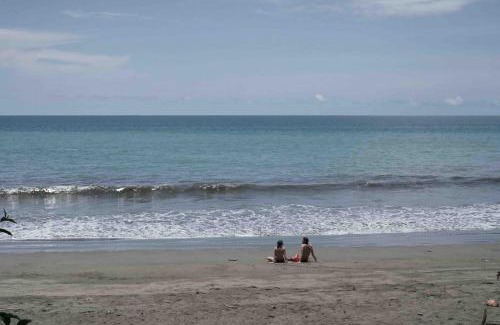 Nuqui Hotel | CABAÑA TELLO SURF