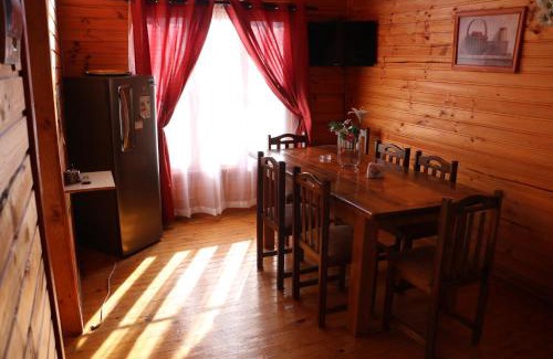 Putu Apartment | CABAÑAS AIRES DE MAROMILLAS