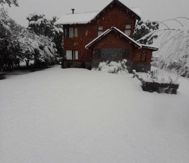 Lago Puelo House | Cabañas Peñi Huen