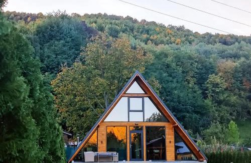 Varbilau Ski Chalet | Cabana A-frame Nis