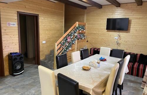 Beclean House | Cabana Amelie Baile Figa