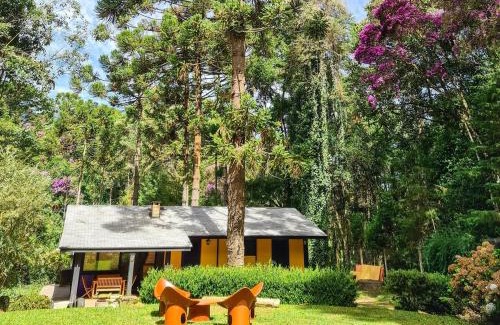 Campos do Jordao House | Cabana em terreno amplo, pet friendly