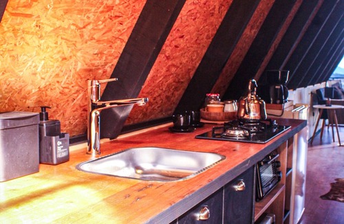 Sao Bento do Sapucai Cabin | Cabana nas Montanhas com Piscina Natural e Espaço Externo Exclusivo