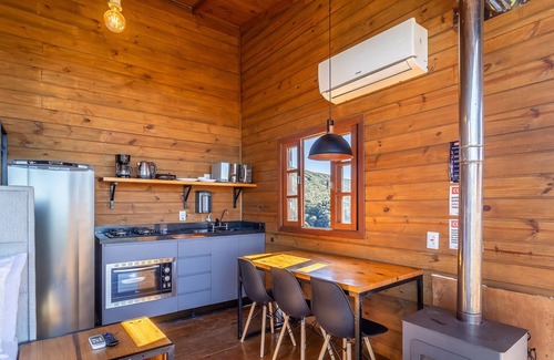 Anitapolis Apartment | Cabana rústica industrial VST009