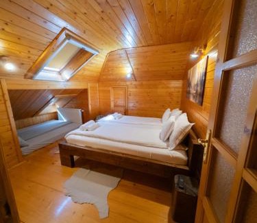 Varciorog House | Cabana Valea Râului Vârciorog