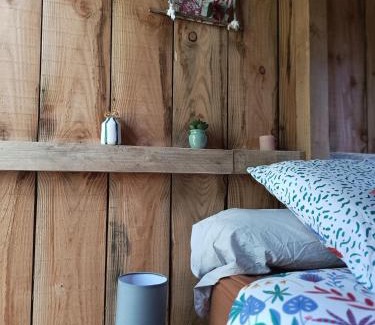 Saint-Yrieix-sous-Aixe Ski Chalet | cabane ô domaine södjé