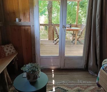 Saint-Yrieix-sous-Aixe Ski Chalet | cabane ô domaine södjé