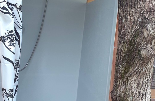 Couze-et-Saint-Front Cabin | Cabane Cosy en Lisière de Bois Pour un Séjour Ressourçant