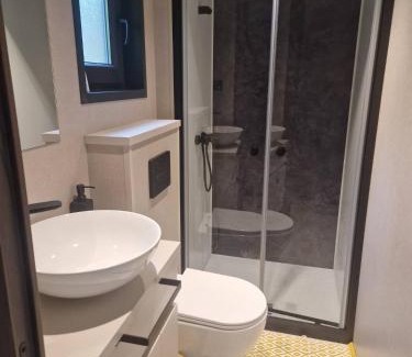 Vollore-Ville House | Cabane des Catalpas