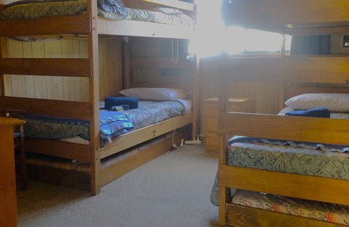 O'connell Bed & Breakfast | Cabin 1- 2 room with use of infrastructure like pool, spa, tennis court. kitchen